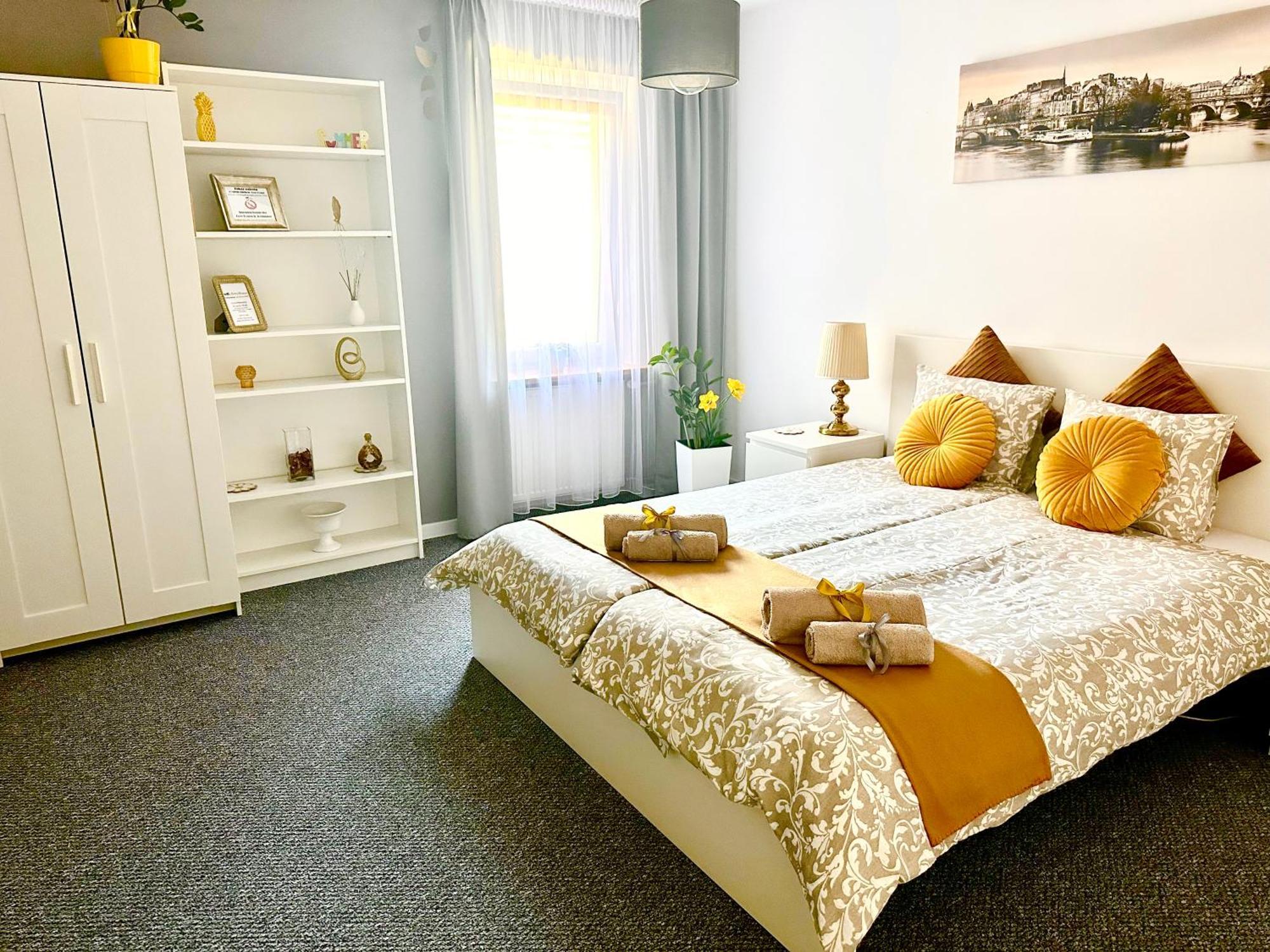 Auberge de jeunesse Grey House à Wrocław Extérieur photo